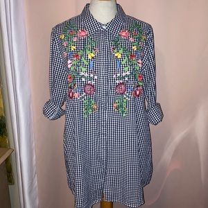 Velvet Heart Embroidered Button Down Shirt L